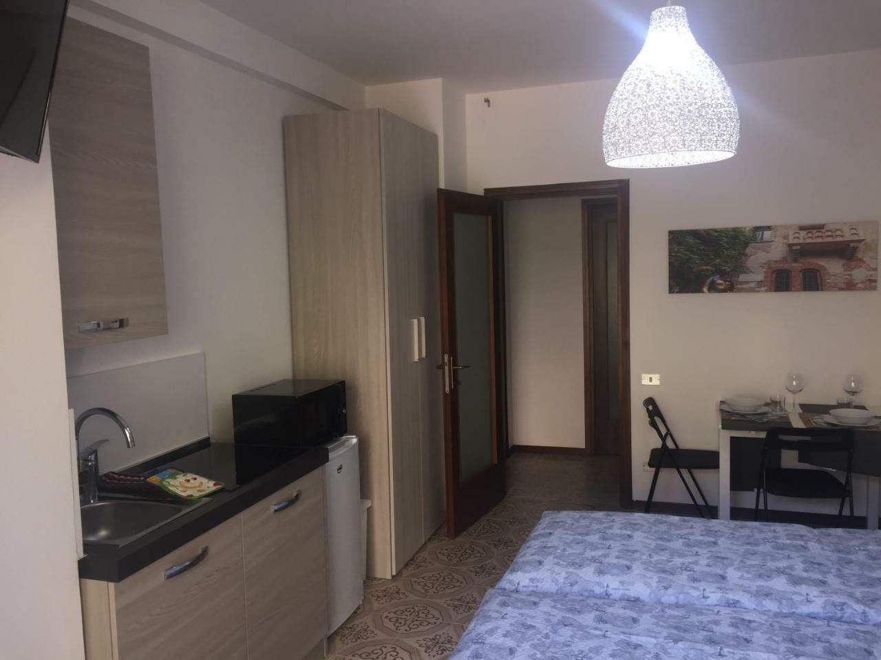 Room Verona Holidays Exterior foto